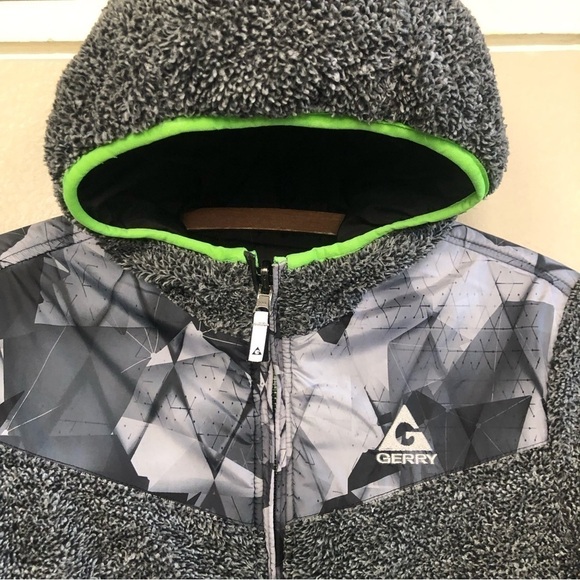 Gerry Boy’s Gray Camo Puffer Reversible Fleece Hooded Jacket Size L 14/16 Youth - Picture 8 of 16